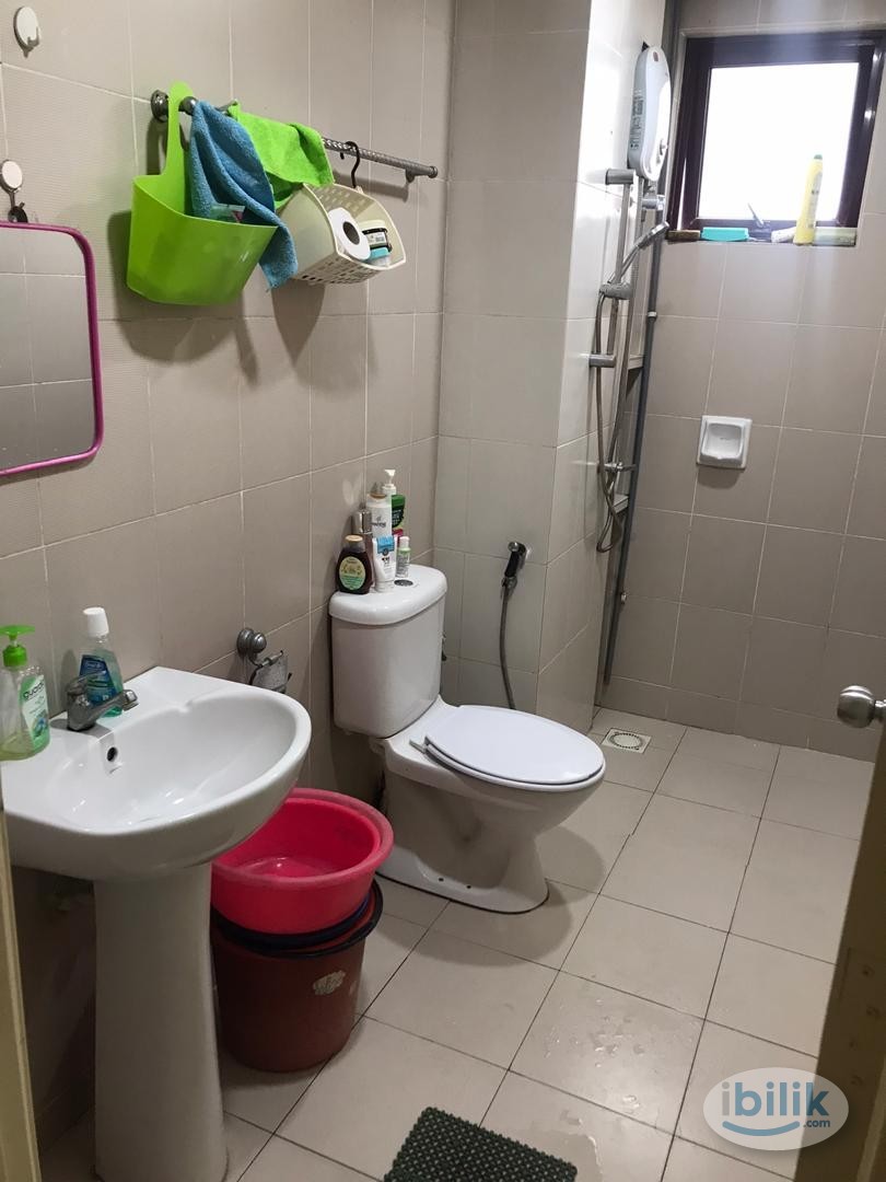 Savanna / Savana 1 near LRT IMU TPM APU ASTRO Bukit Jalil Single Room fully furnished Golf course view form  living hall - Image 3