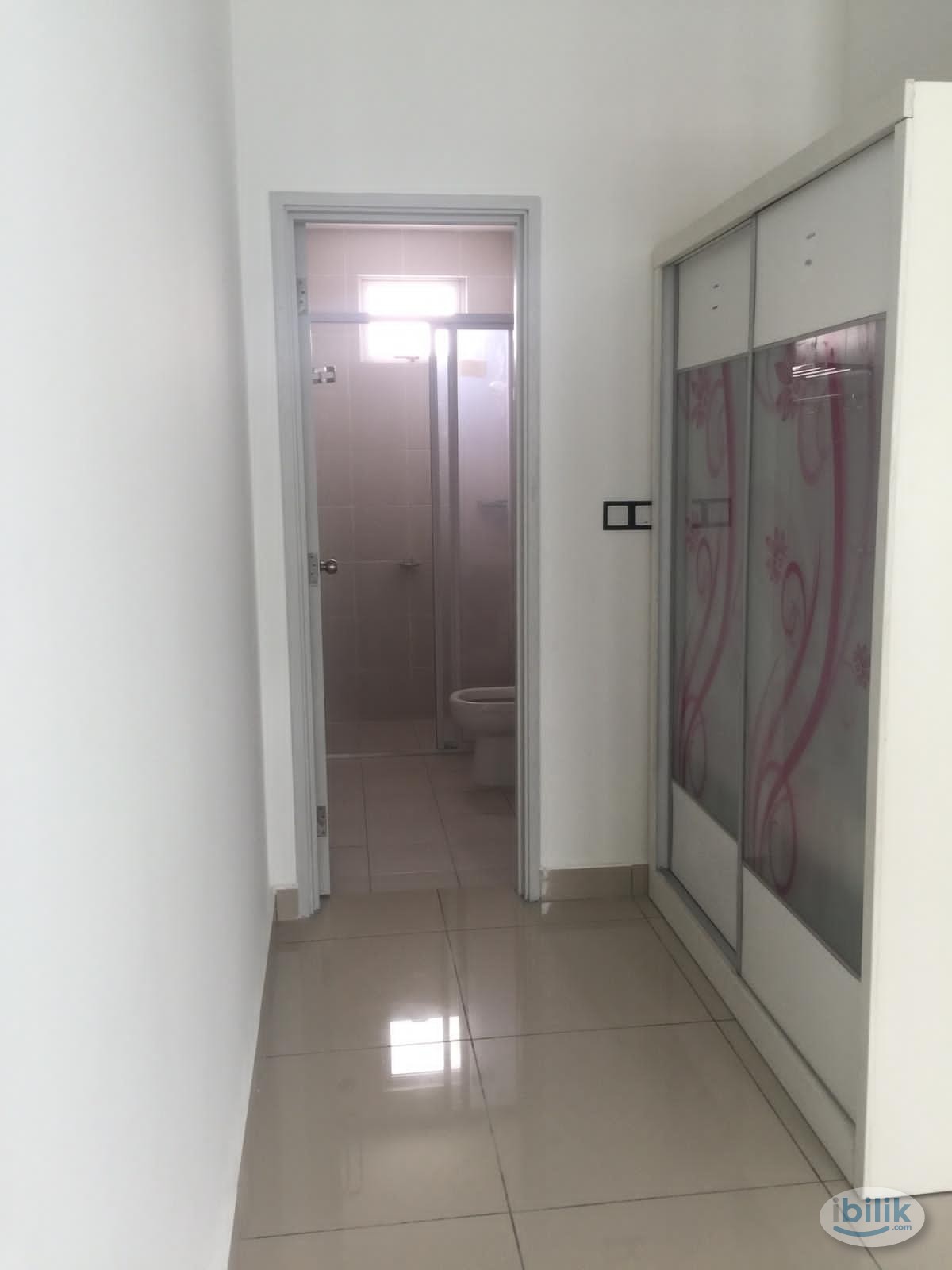 Pasir Gudang/Permas Seaview Master Room RM950 include Aircon, Utilities & Wifi - Image 3