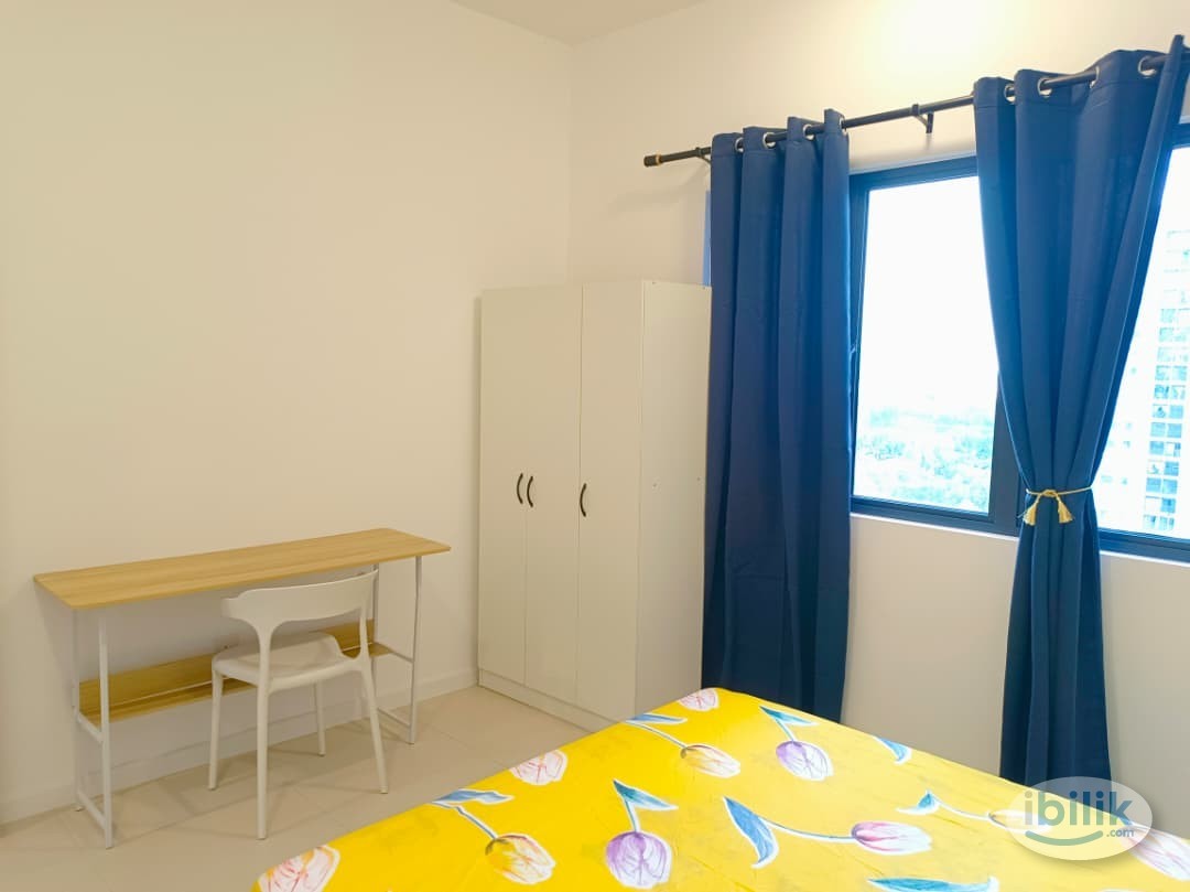 Master Room at Casa Embun, Cybersouth, Dengkil - Image 3
