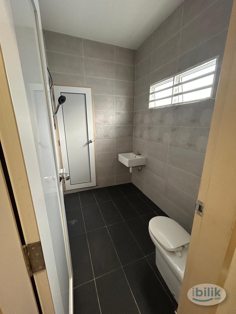 Cozy "Home Feel" Room2 for Rent @ Kulim Hi-Tech Park - Image 3