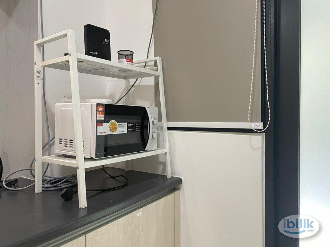 Female unit, spacious, rental inc utility - Image 2
