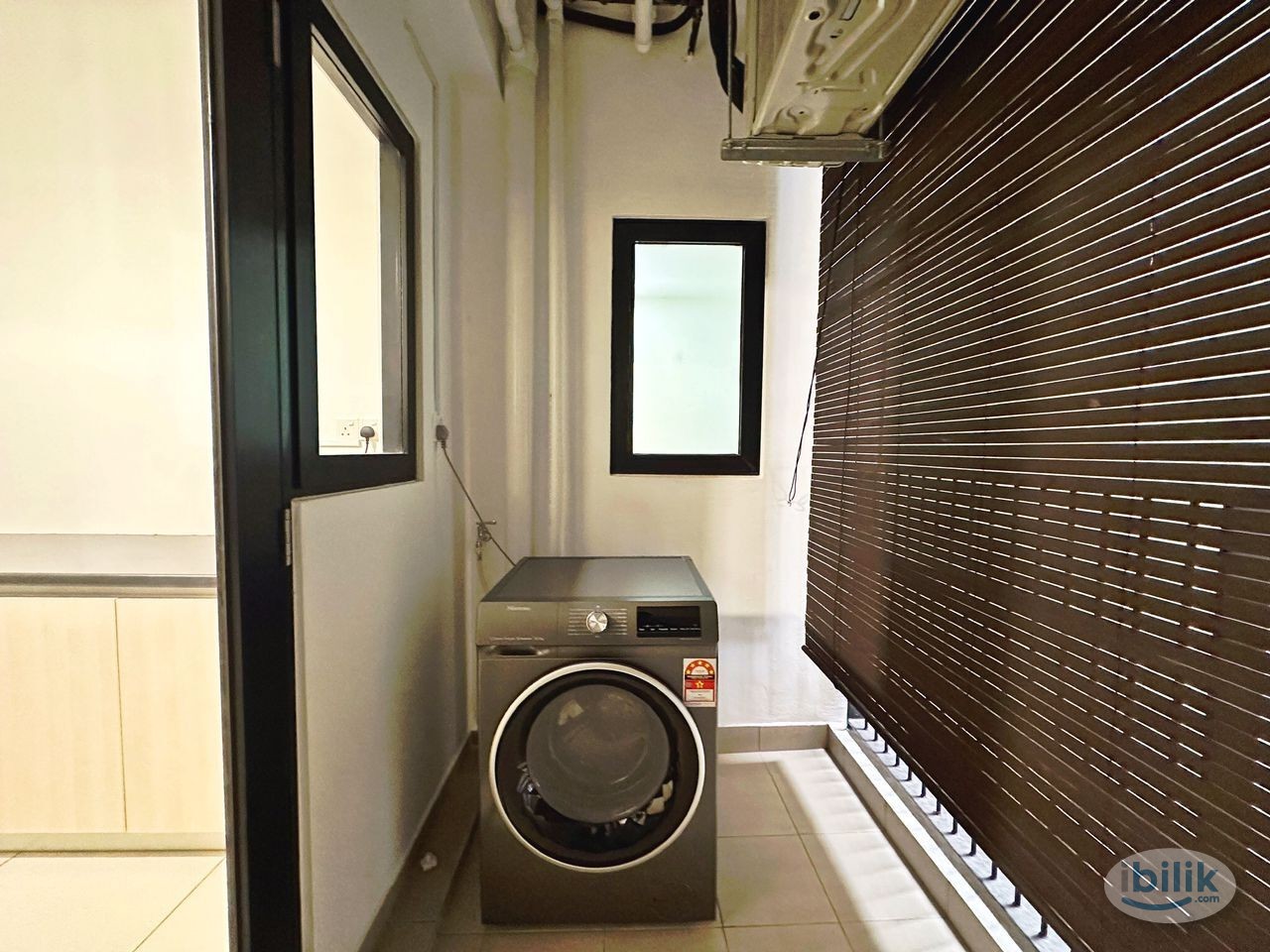 Female unit, spacious, rental inc utility - Image 5
