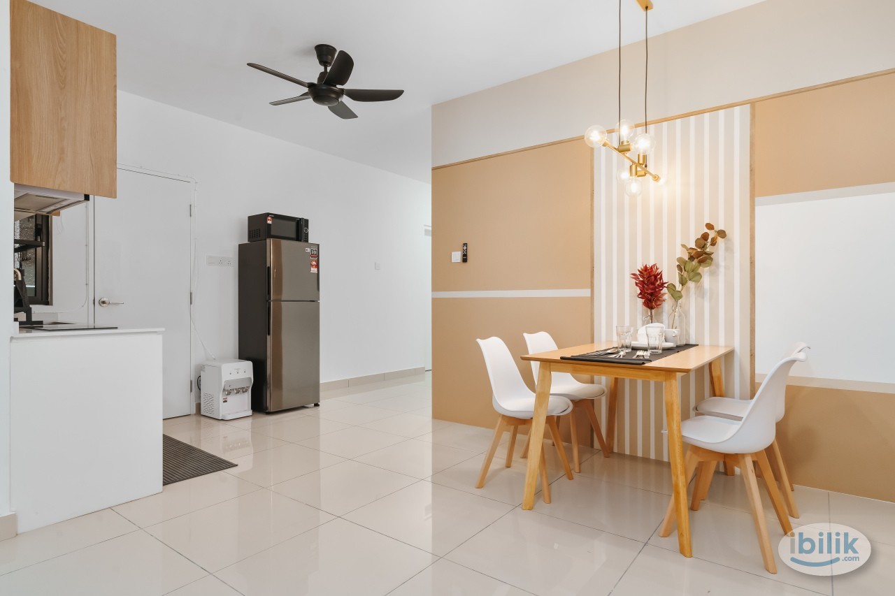 Medium room, big window, fully furnished - Image 4