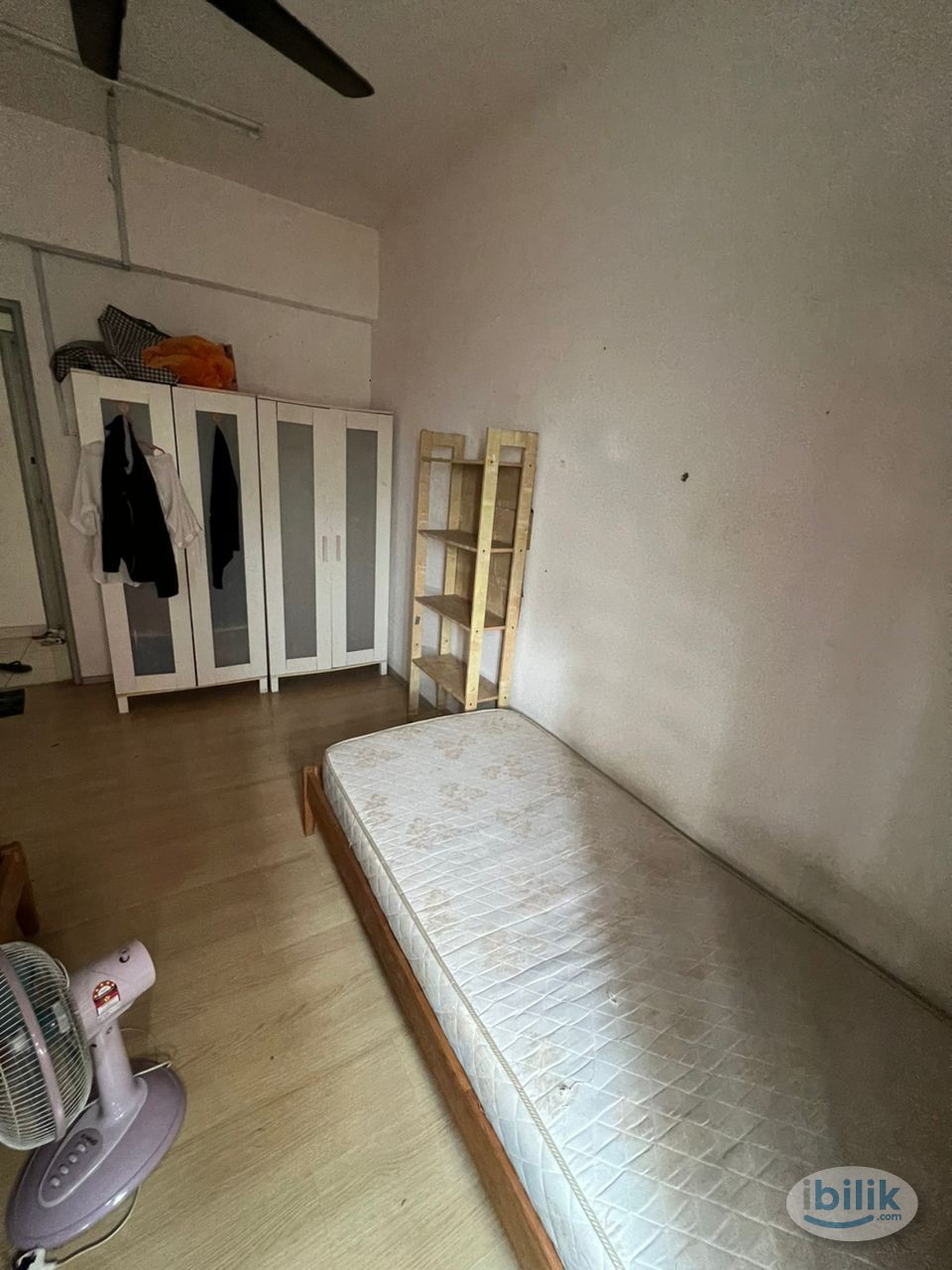 Middle Room at Pelangi Heights, Klang - Image 3