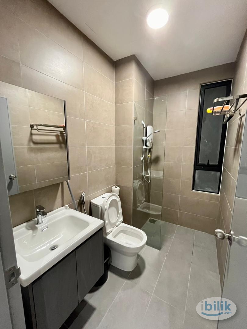 Single Room at 99 Residence, Taman Wahyu - Image 3