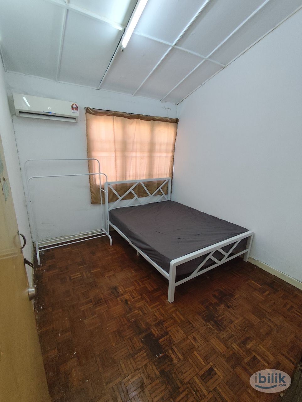 🌈2nd Monthh Rental Free 🌈 Middle Room at SS2 Near Night Market and Public Transport 🚅 - Image 1