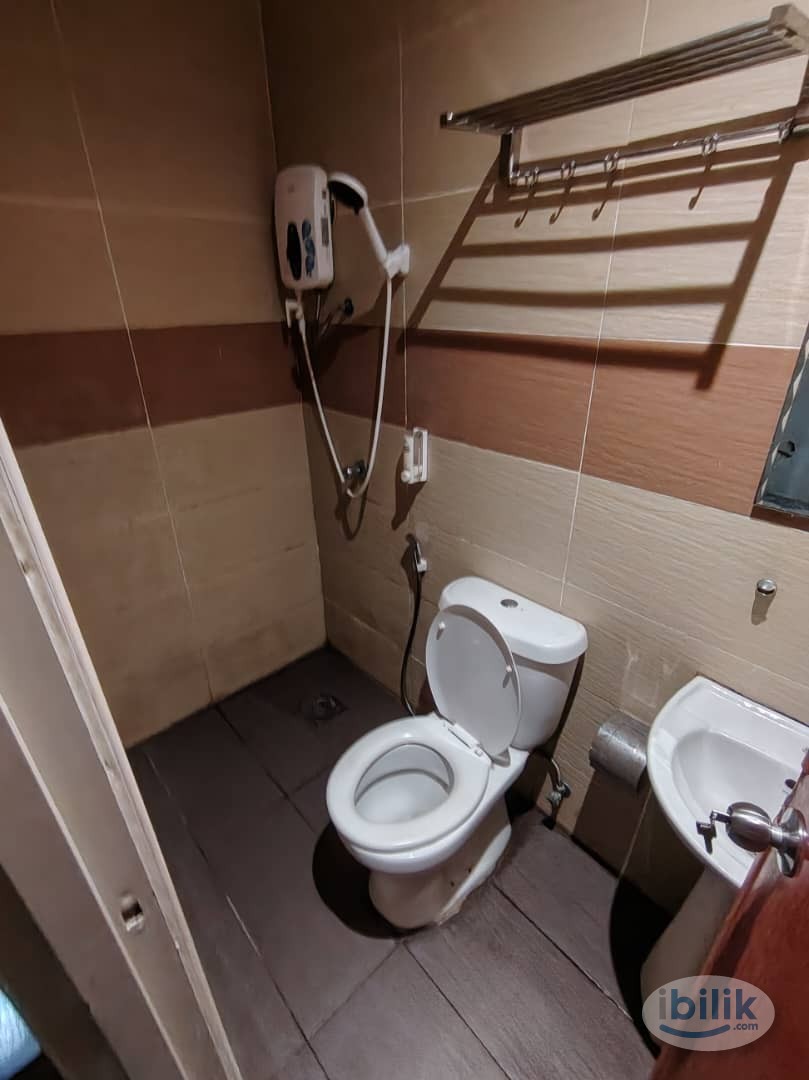 🌈2nd Monthh Rental Free 🌈 Middle Room at SS2 Near Night Market and Public Transport 🚅 - Image 2