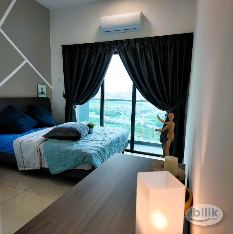 Sunway D Seven @ Balcony Room at Bandar Sunway, Petaling Jaya - Image 1