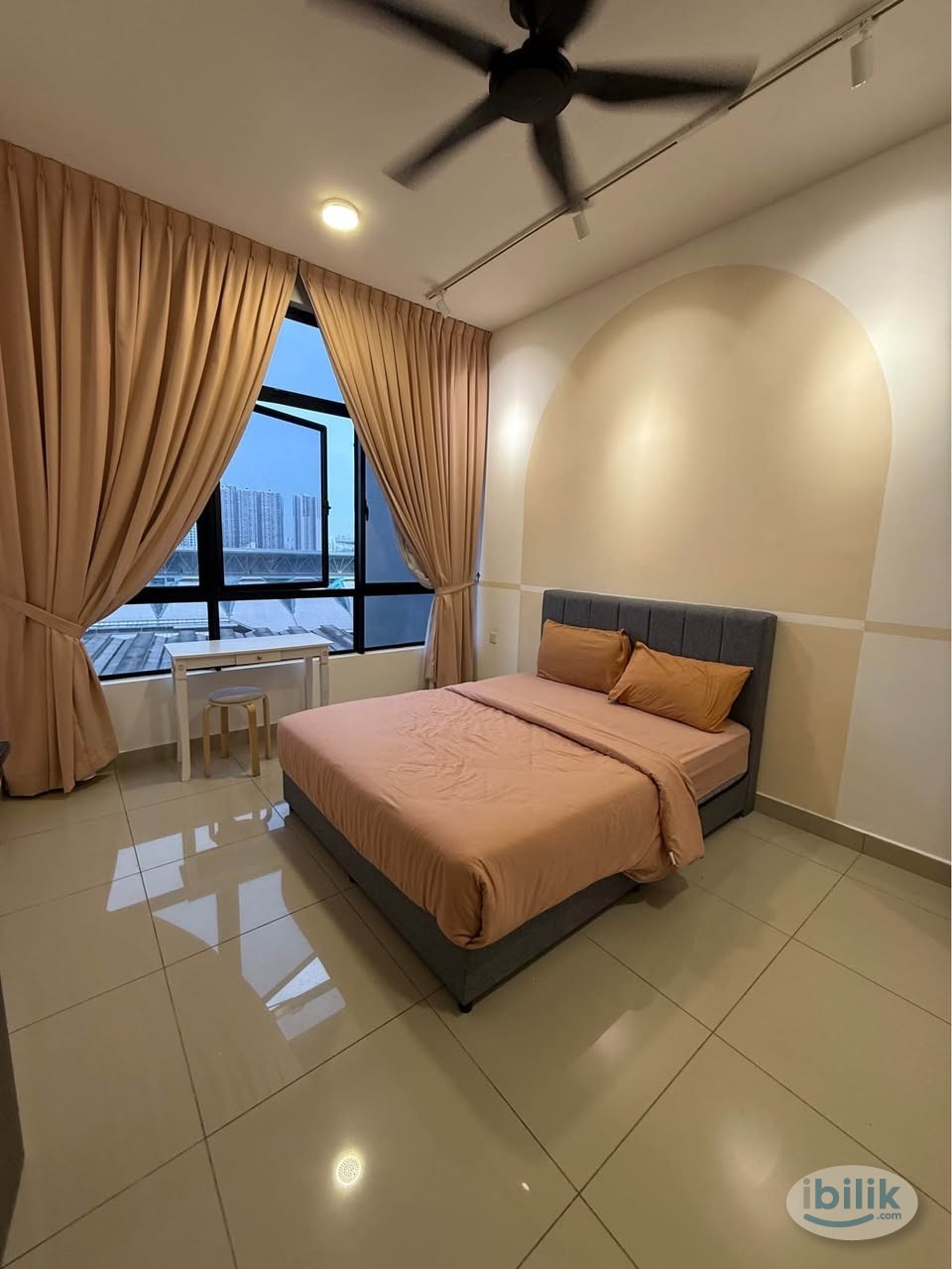 Twin tower residence / Bukit chagar / Room for rent / RM1700 / attach own toilet / 6 minit walk to JB Custom CIQ - Image 2