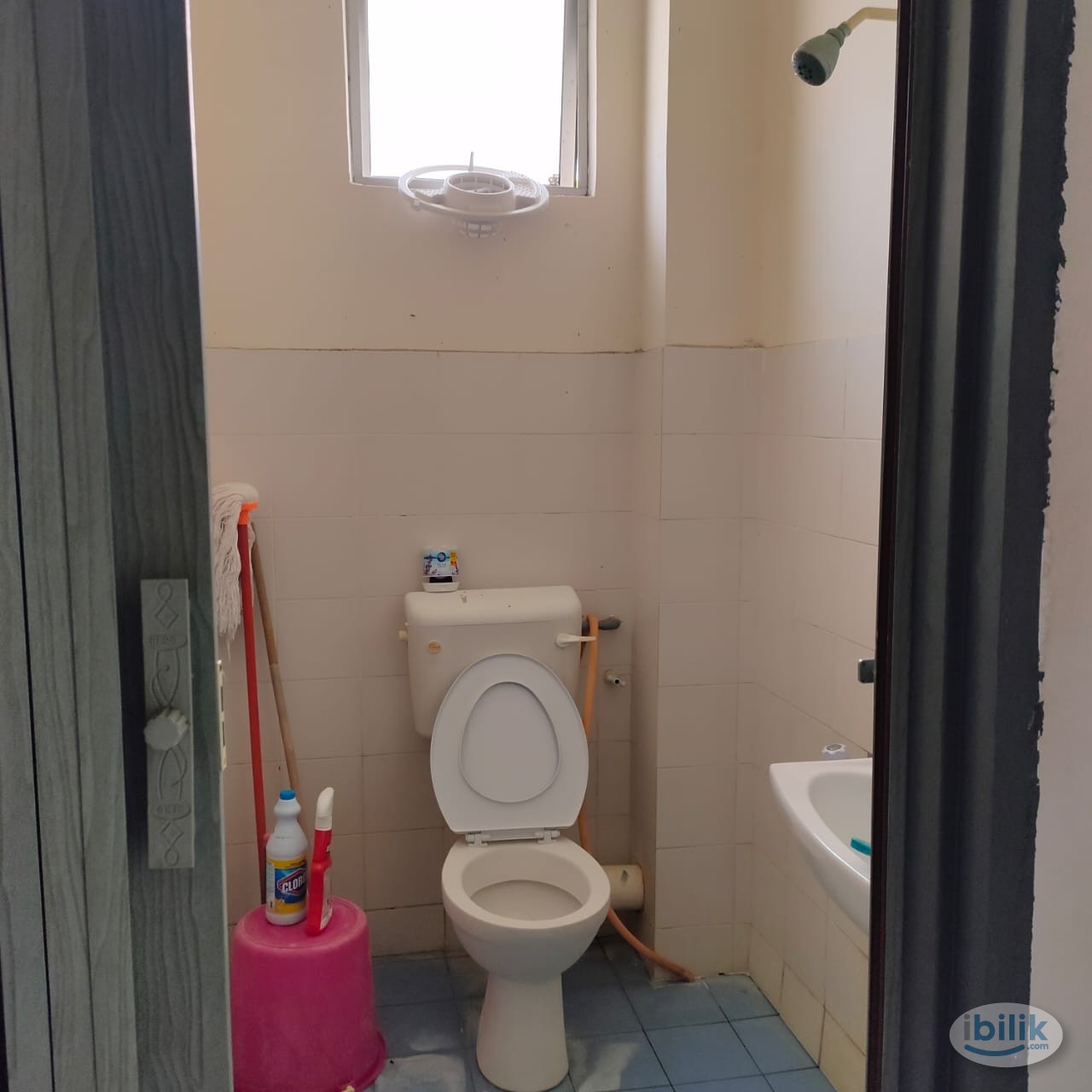 Single Room at Sri Baiduri Apartment, Ukay - Image 4