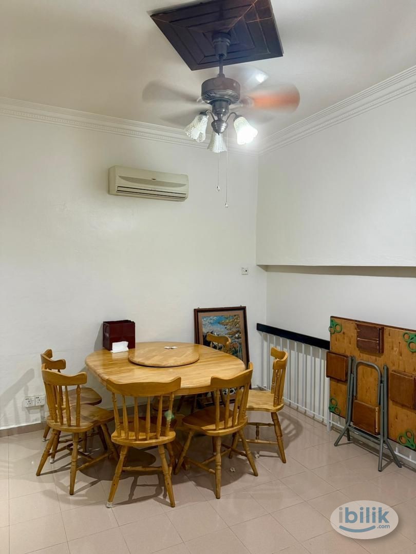 Master Room at Batu Uban, Penang - Image 5