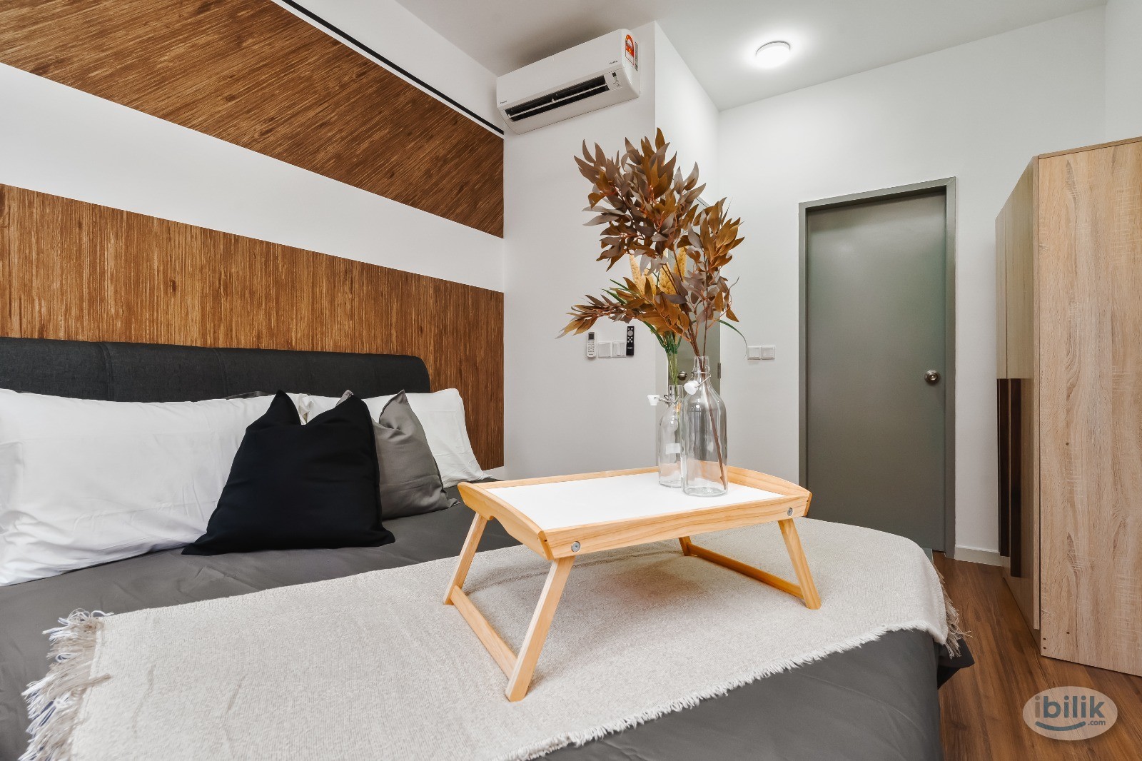 Master Room at M Vertica KL City Residences, Cheras - Image 2