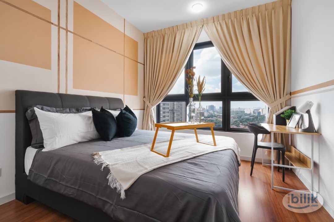 Master Room at M Vertica KL City Residences, Cheras - Image 1