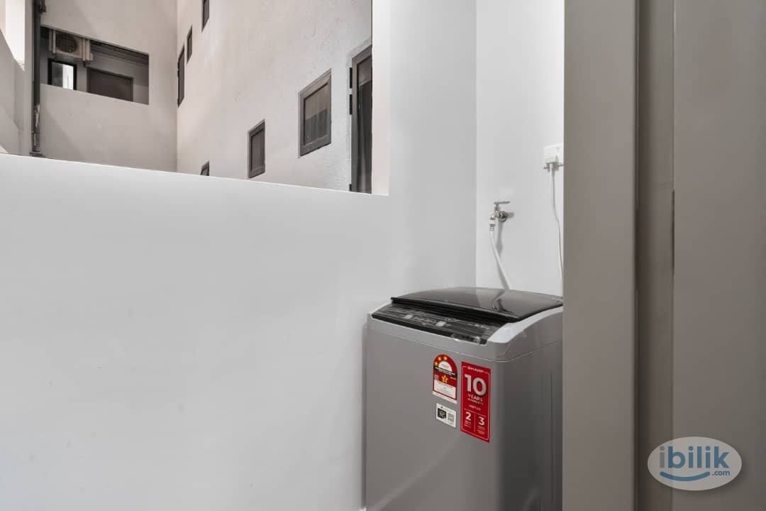 Middle Room at M Vertica KL City Residences, Cheras - Image 5