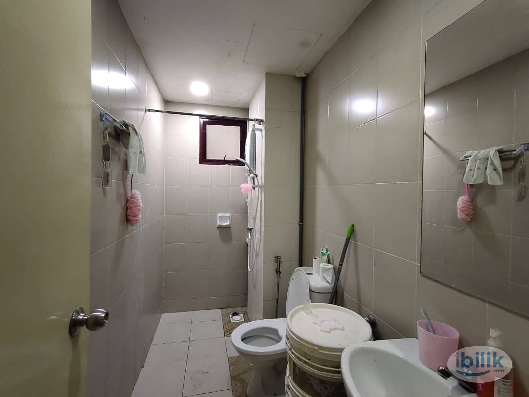 Mediun Room at Savanna 1, Bukit Jalil - Image 3