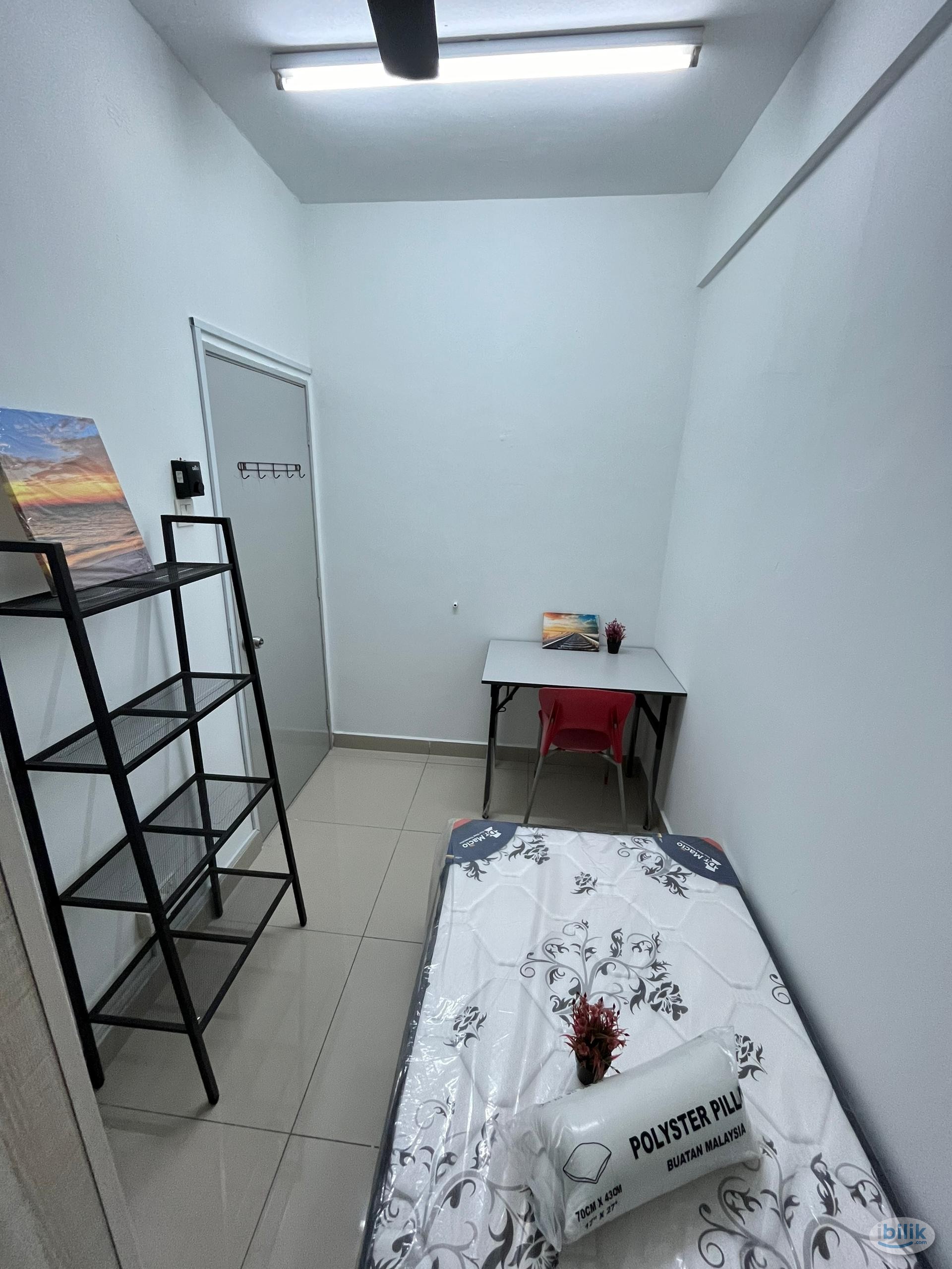 Male Room Available Now! Single Room at Casa Residenza, Kota Damansara - Image 3