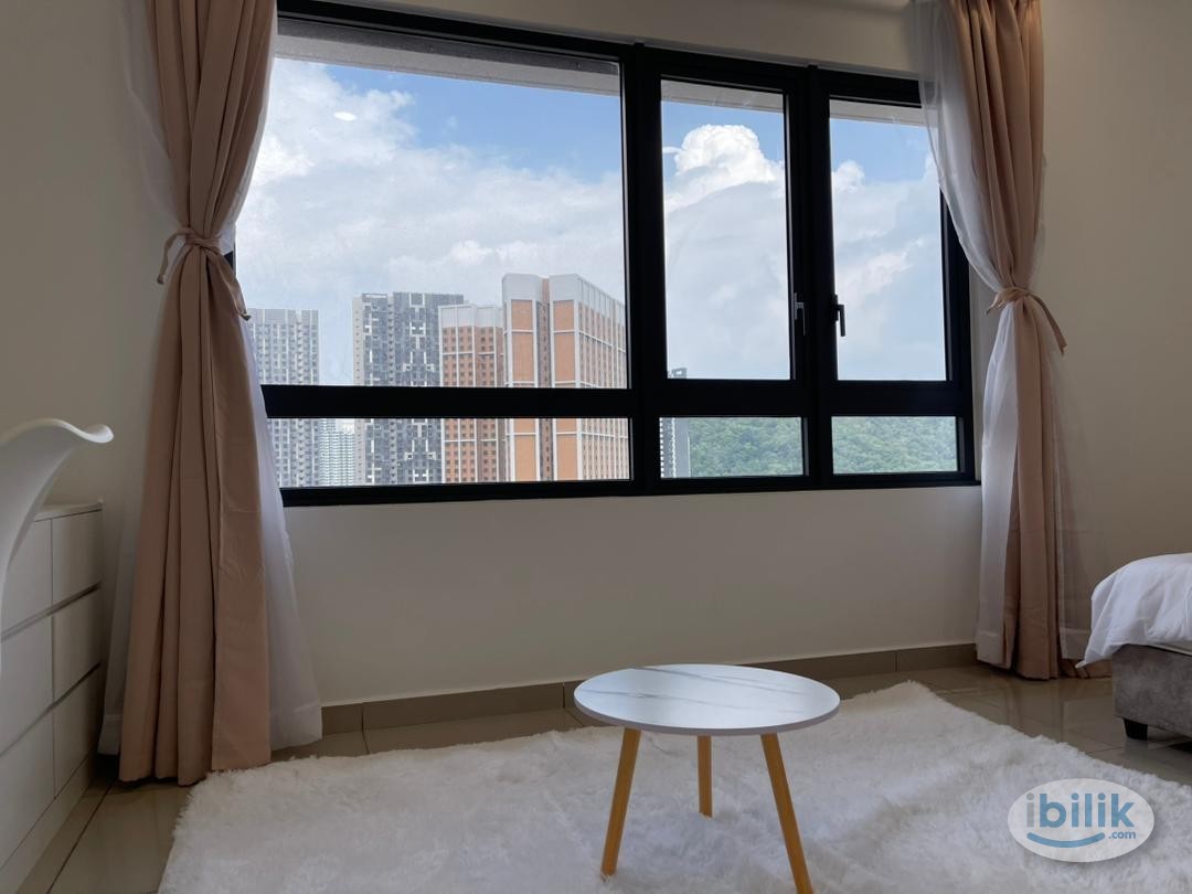 Master Room at Damansara Perdana, Petaling Jaya - Image 3