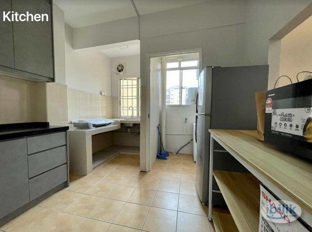 Middle Room at Angkasa Condominiums, Cheras - Image 3