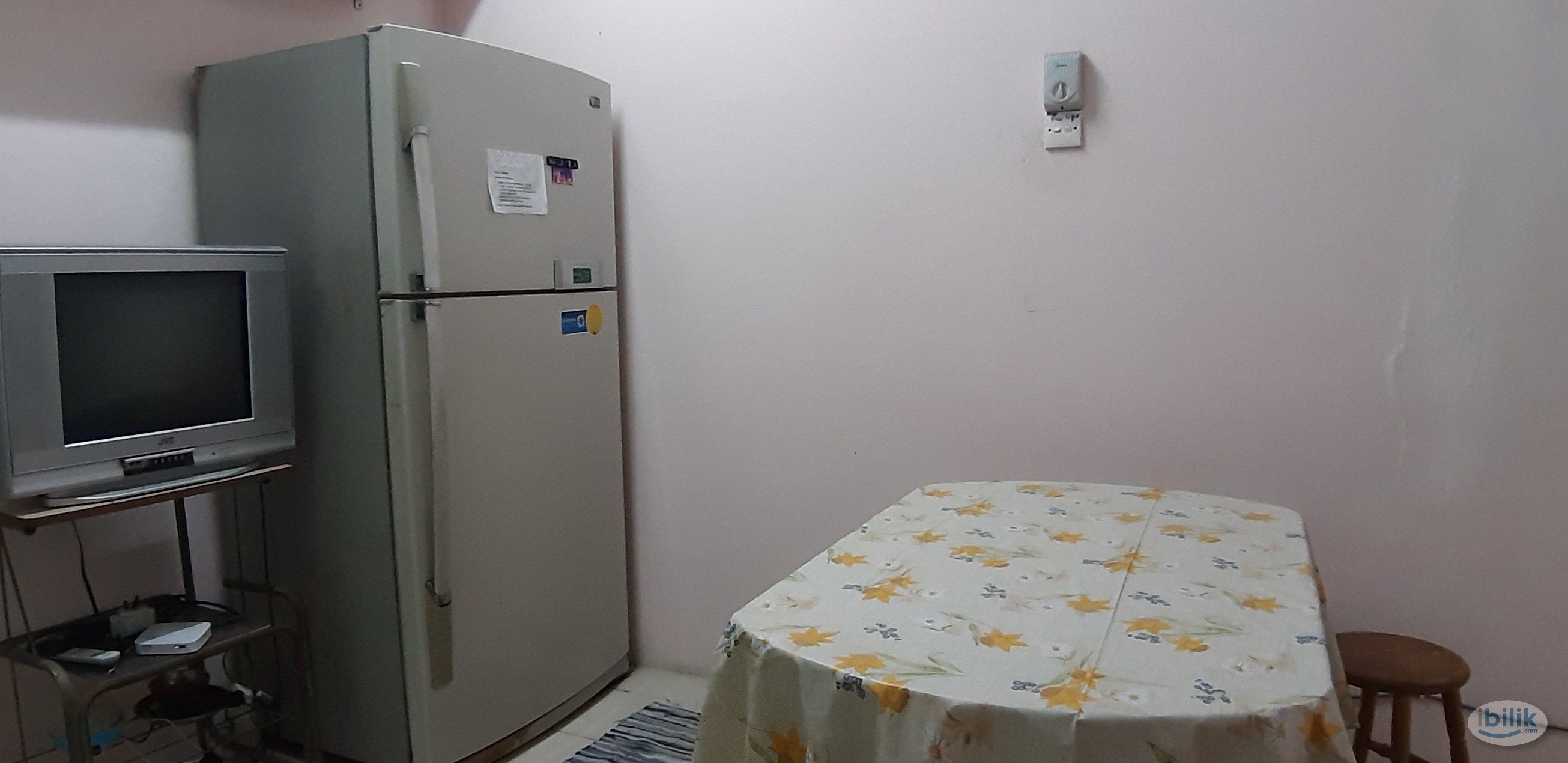 Single Room at Section 17, Petaling Jaya - Image 2