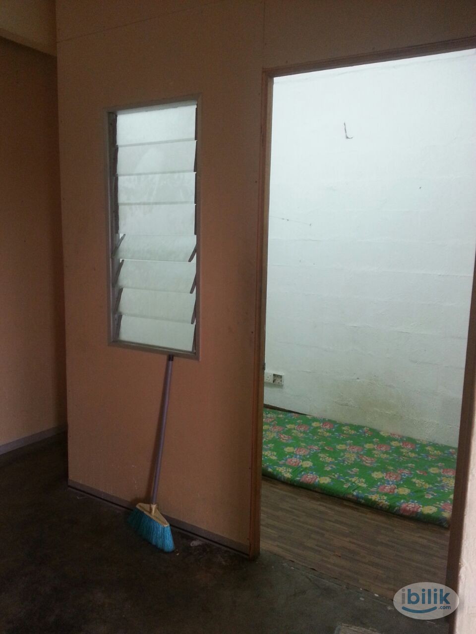 Single Room at Goodyear Court 6, UEP Subang Jaya - Image 5