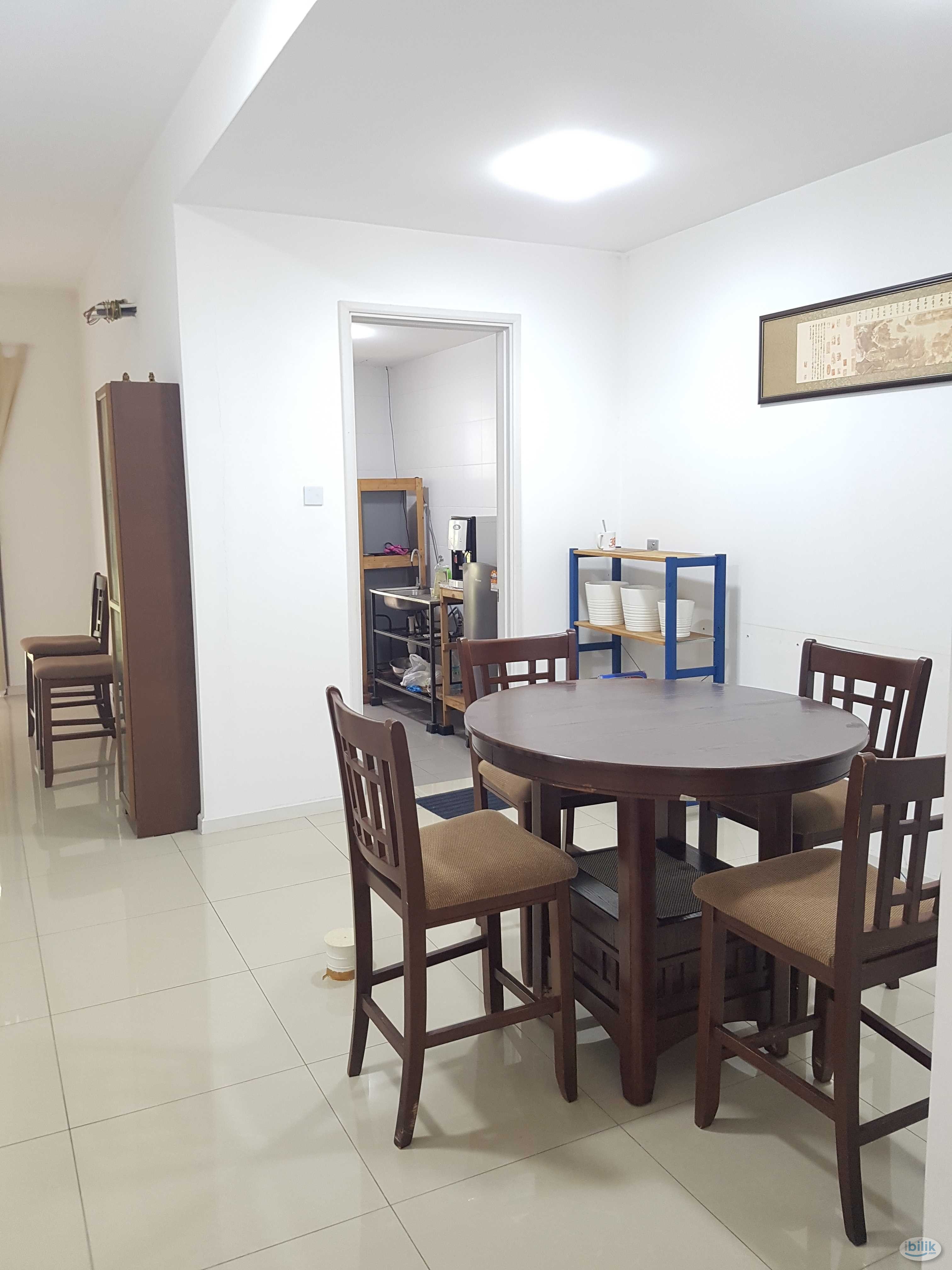Middle Room at SummerGlades, Cyberjaya - Image 3