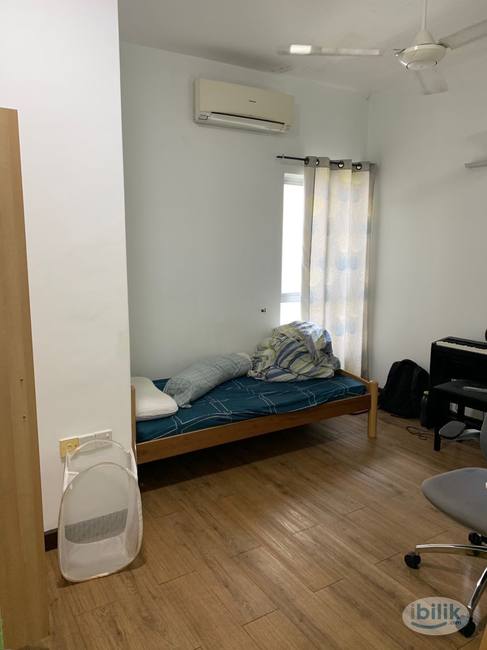 Middle Room for Rent - Image 4