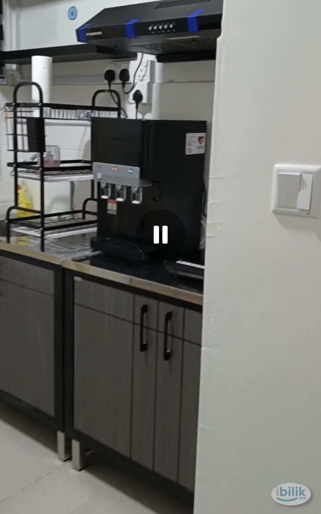 Middle Room | Meta Residence| 300 metres to MRT Putra Permai - Image 5