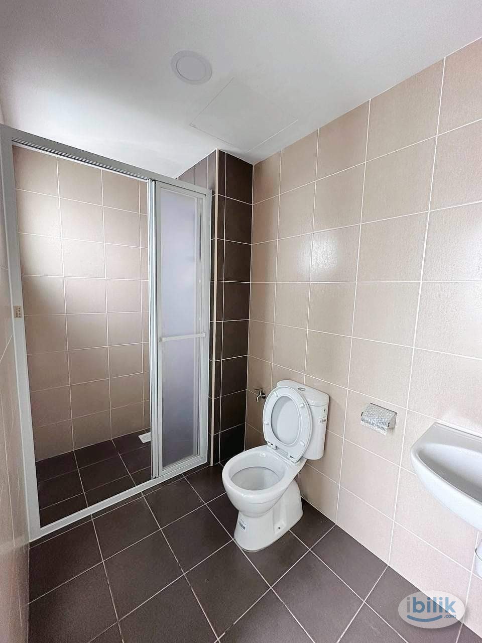 Razak City Residence | Near LRT | Fully Furnished Single Room - Image 5