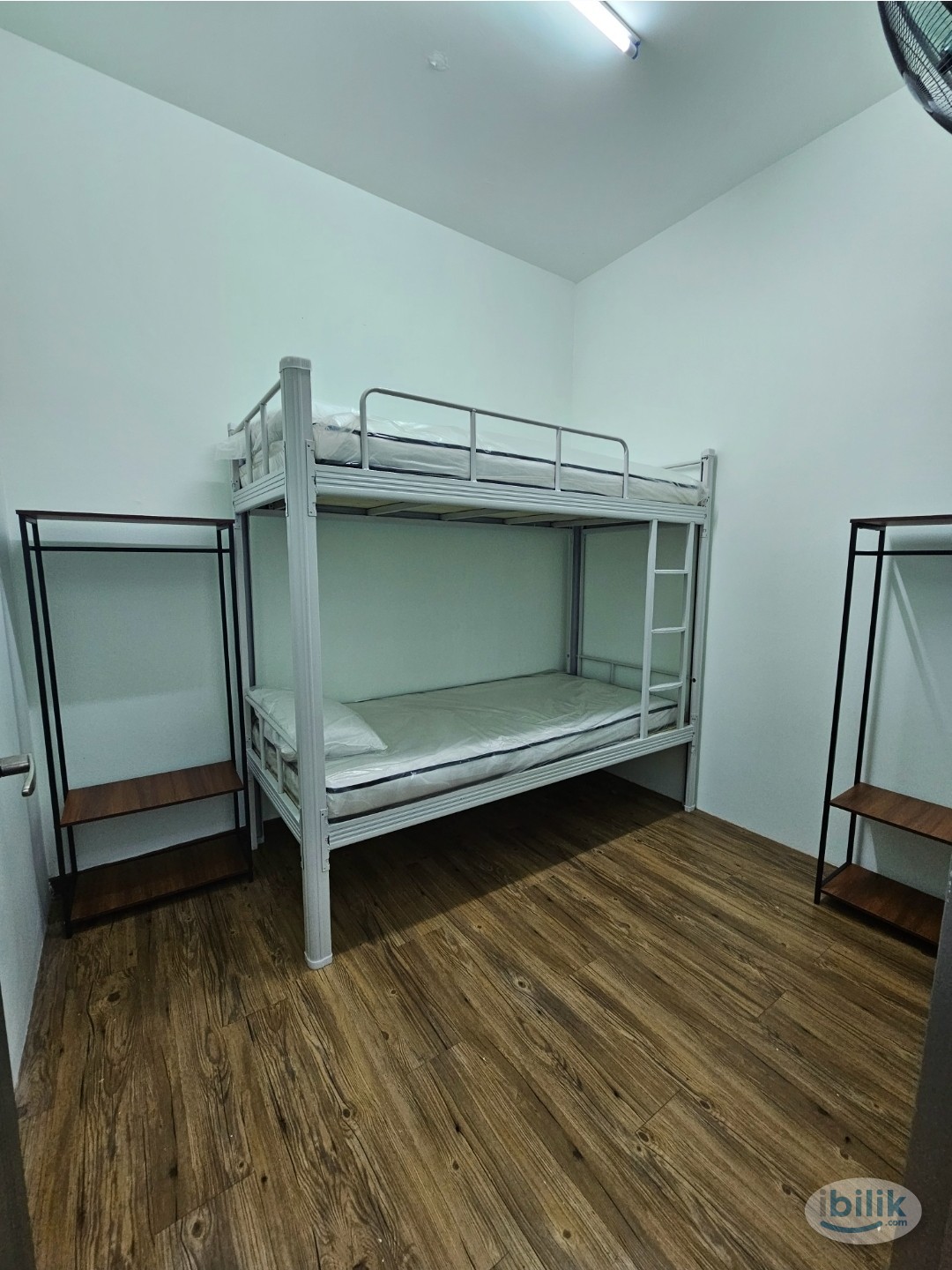 Room for Rent (Suria Jaya)- Female only - Image 2