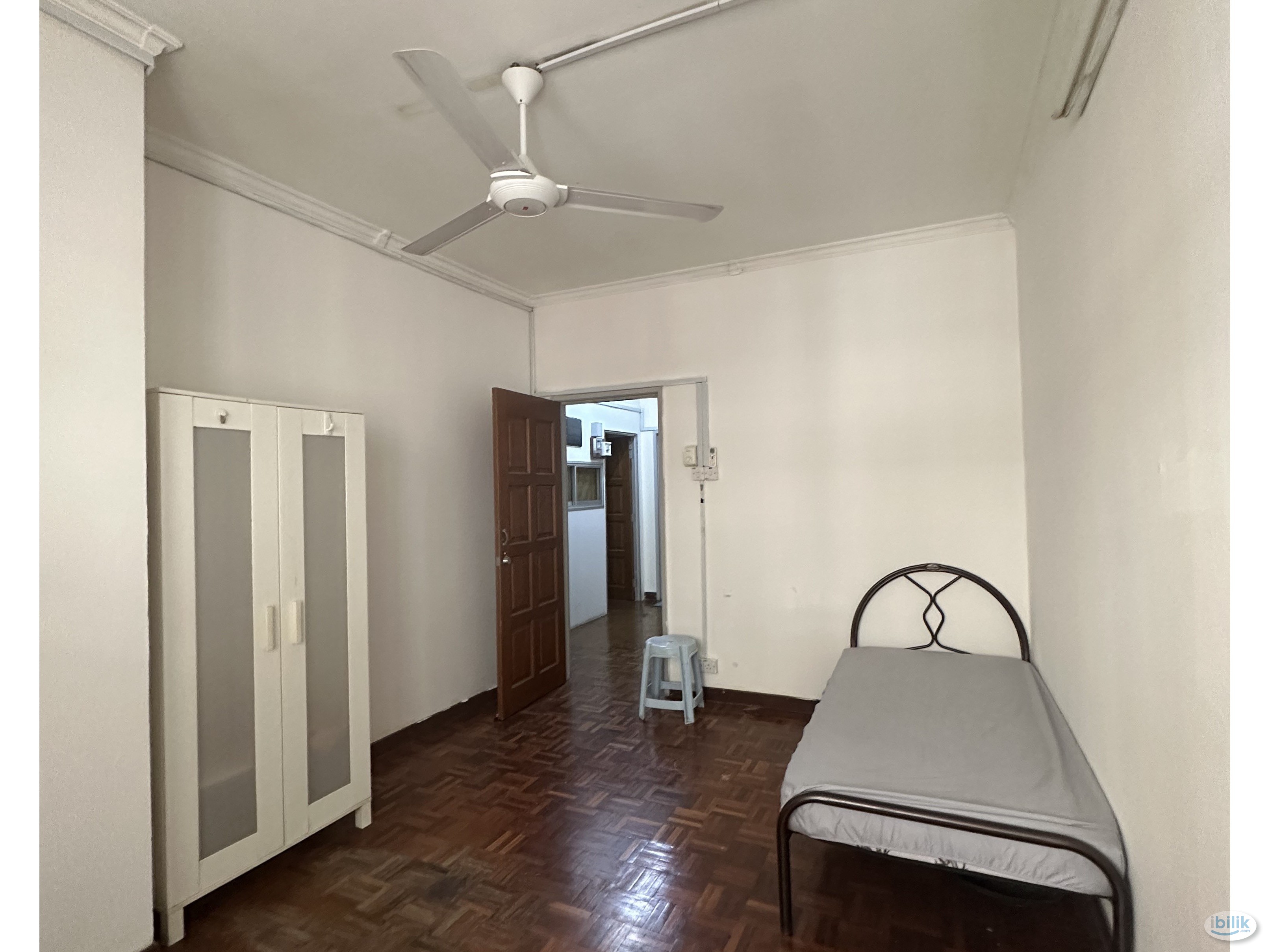 🌵☀️ SPACIOUS ROOM WITH ATTACHED TOILET IN BANDAR UTAMA ‼️ MOVE IN IMMEDIATELY WITH ZERO DEPOSIT 😱 - Image 1