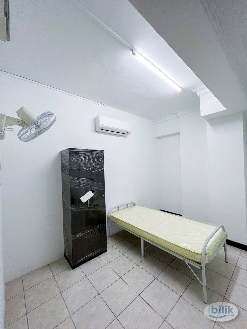 Single Room at Vista Komanwel, Bukit Jalil - Image 3