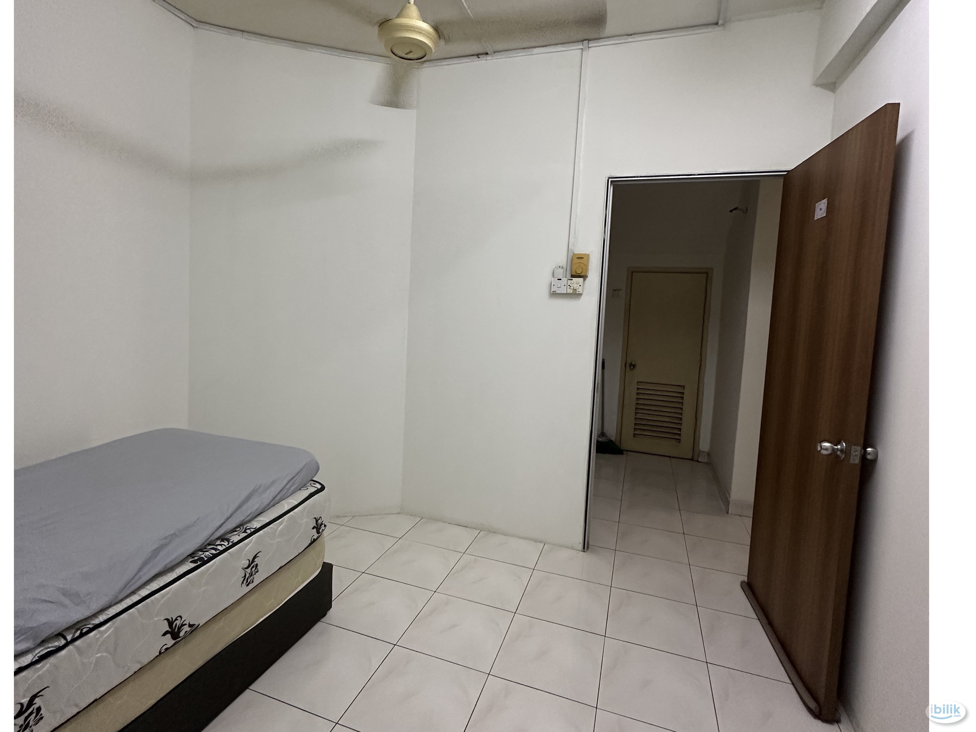 🌵☀️ FEMALE UNIT IN BANDAR UTAMA🌵☀️ MOVE IN IMMEDIATELY WITH ZERO DEPOSIT 🙋🏻‍♀️ - Image 2