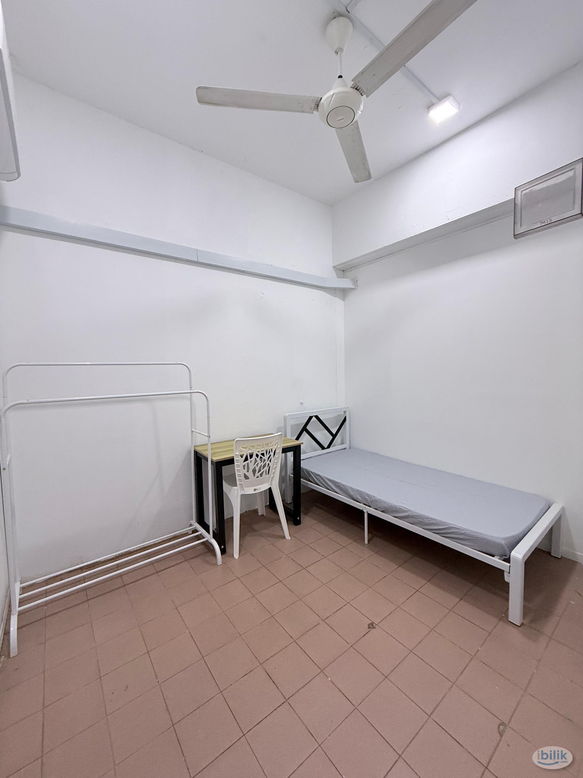 🌵☀️ FEMALE UNIT IN PJ 52 ☀️🌵 MOVE IN IMMEDIATELY WITH ZERO DEPOSIT 😱 - Image 1