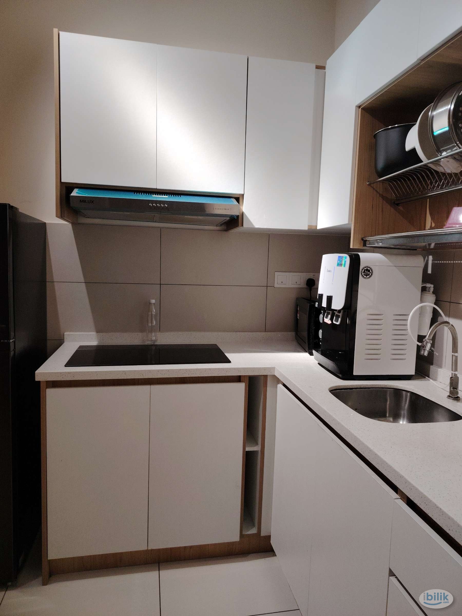 Middle Room at Emerald 9, Cheras - Image 3