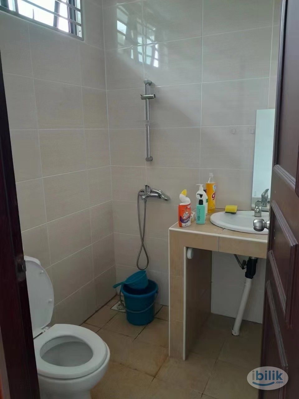 Master Room at Taman Terus, Bintulu - Image 2