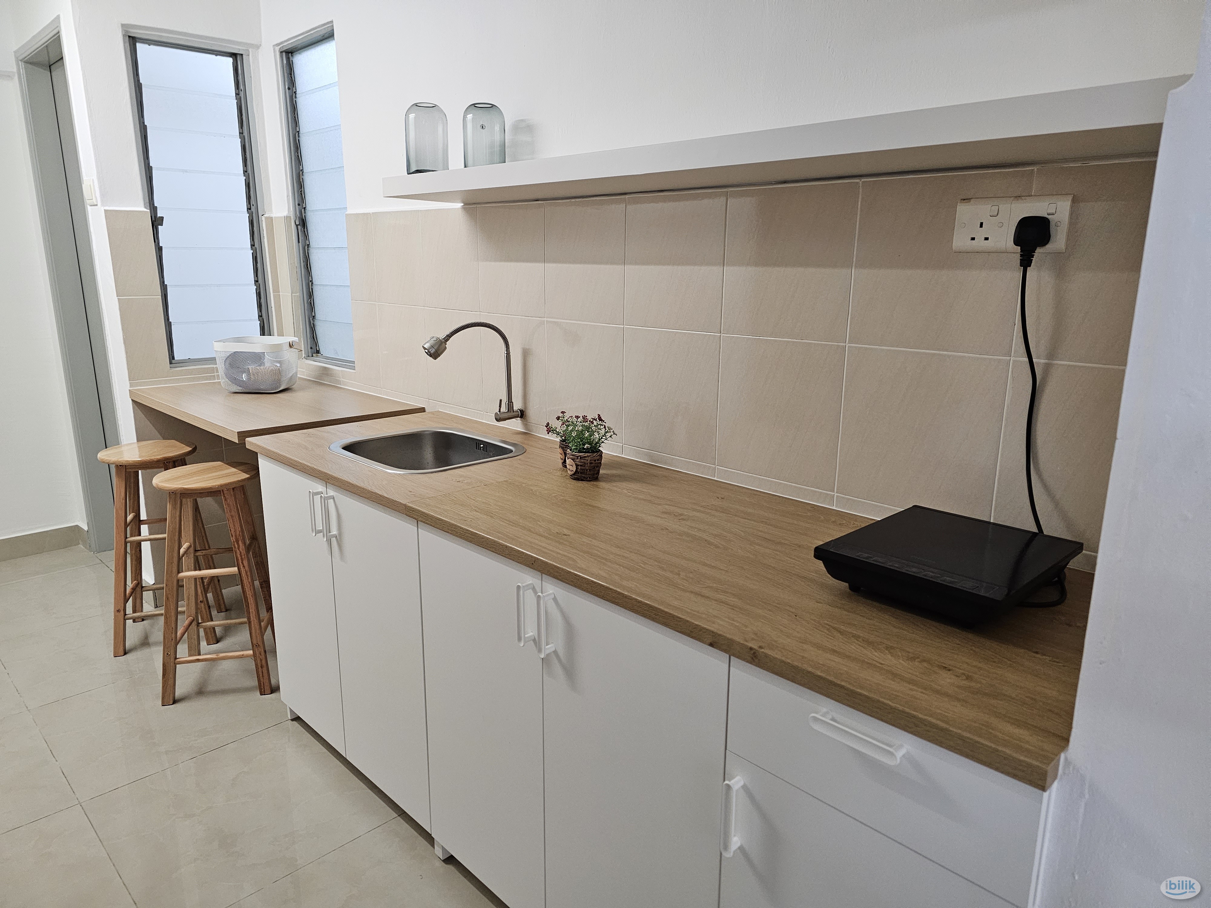 Small Room with Window  [Seaview Tower @ Chain Ferry, Butterworth] - Image 3