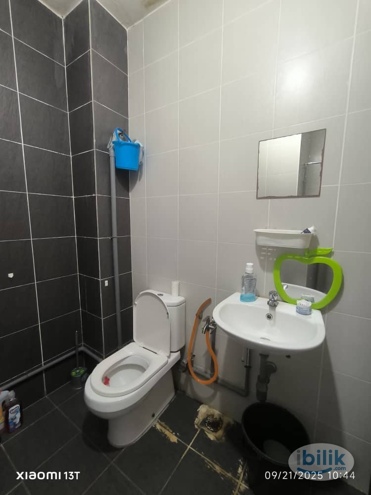 Middle Room at Ken Rimba, Shah Alam - Image 2