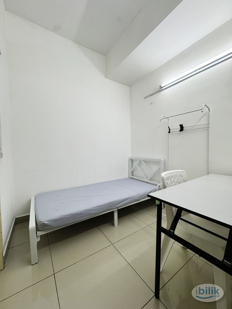 🏠 Single Room @ Setia Perdana U13/25G, Setia Alam 🚗 5 mins drive to Top Glove ✨ 🛏️ Fully Furnished | ❄️ Air-Cond Availab - Image 1