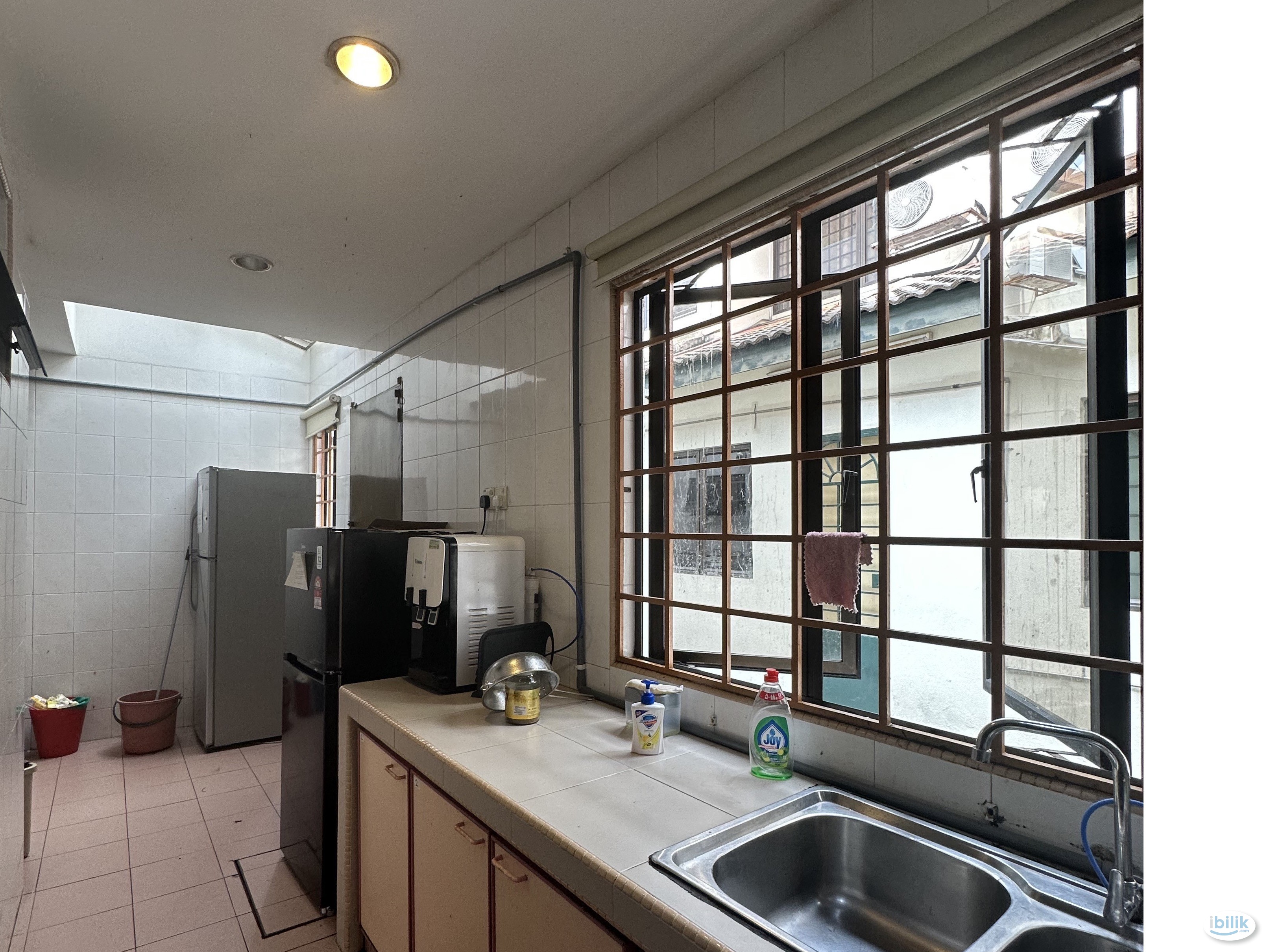 ‼️🌵SPACIOUS ROOM IN BANDAR UTAMA ‼️ NEAR IPC/ 1 UTAMA/IKEA 🚗 MOVE IN IMMEDIATELY WITH ZERO DEPOSIT 😱 - Image 4