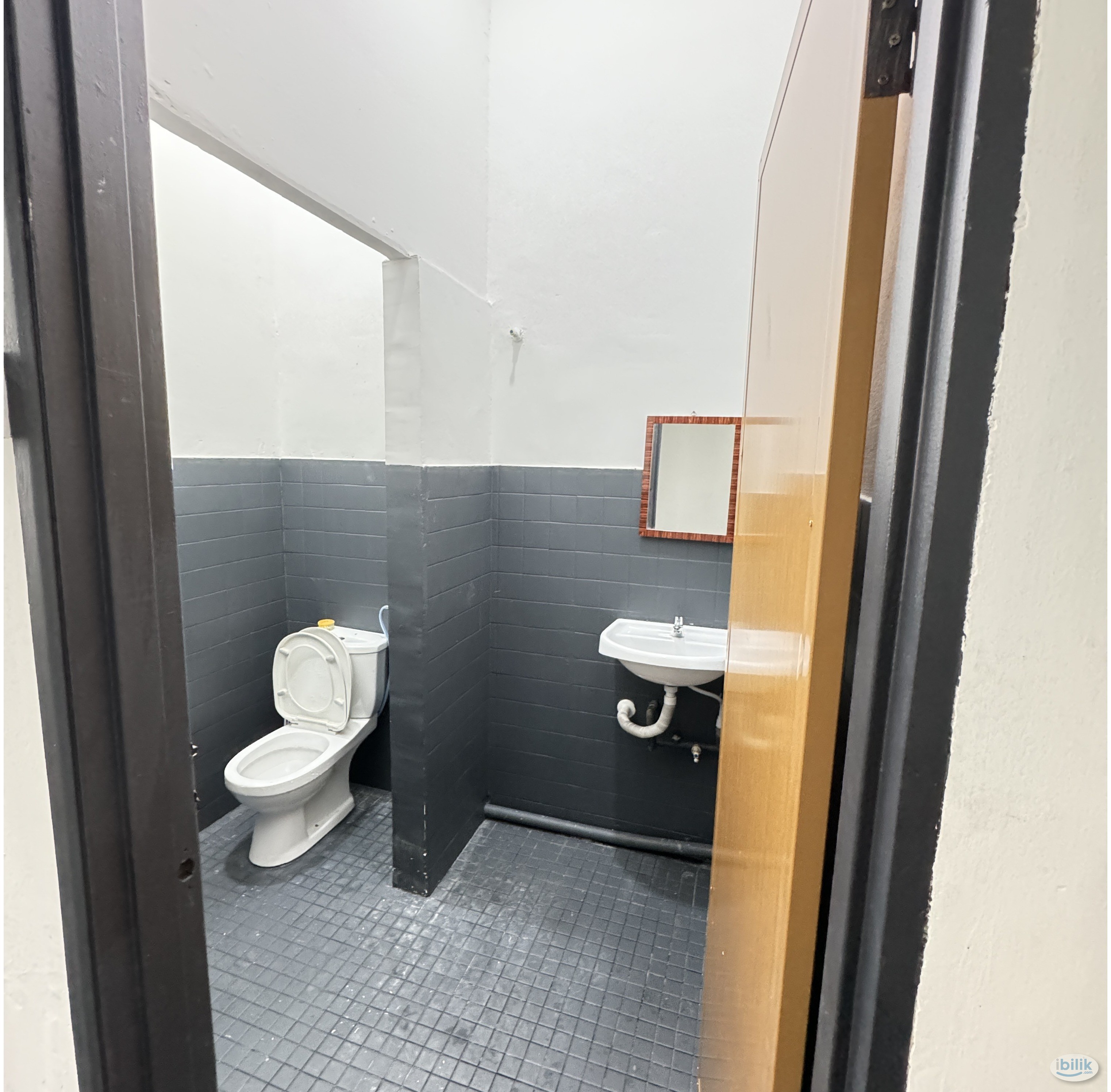 Single Room at PJS 10, Bandar Sunway - Image 5