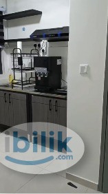 Middle Room at Meta Residences Putra Permai, Seri Kembangan - Image 1