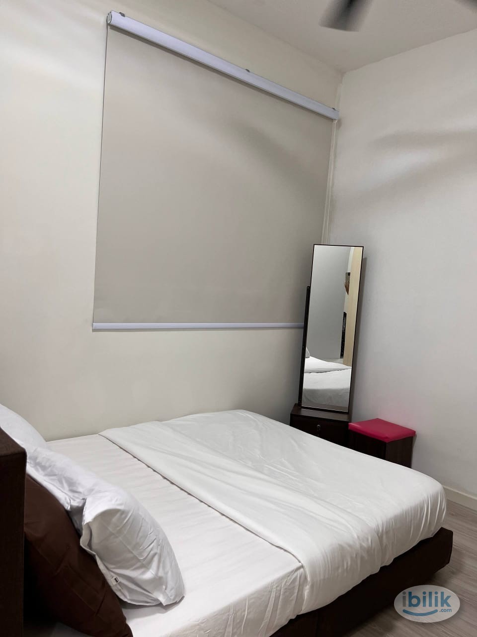 Middle Room at Meta Residences Putra Permai, Seri Kembangan - Image 3