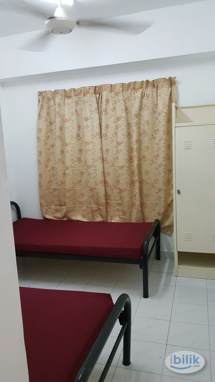 Master Room at Brunsfield Riverview, Shah Alam - Image 1