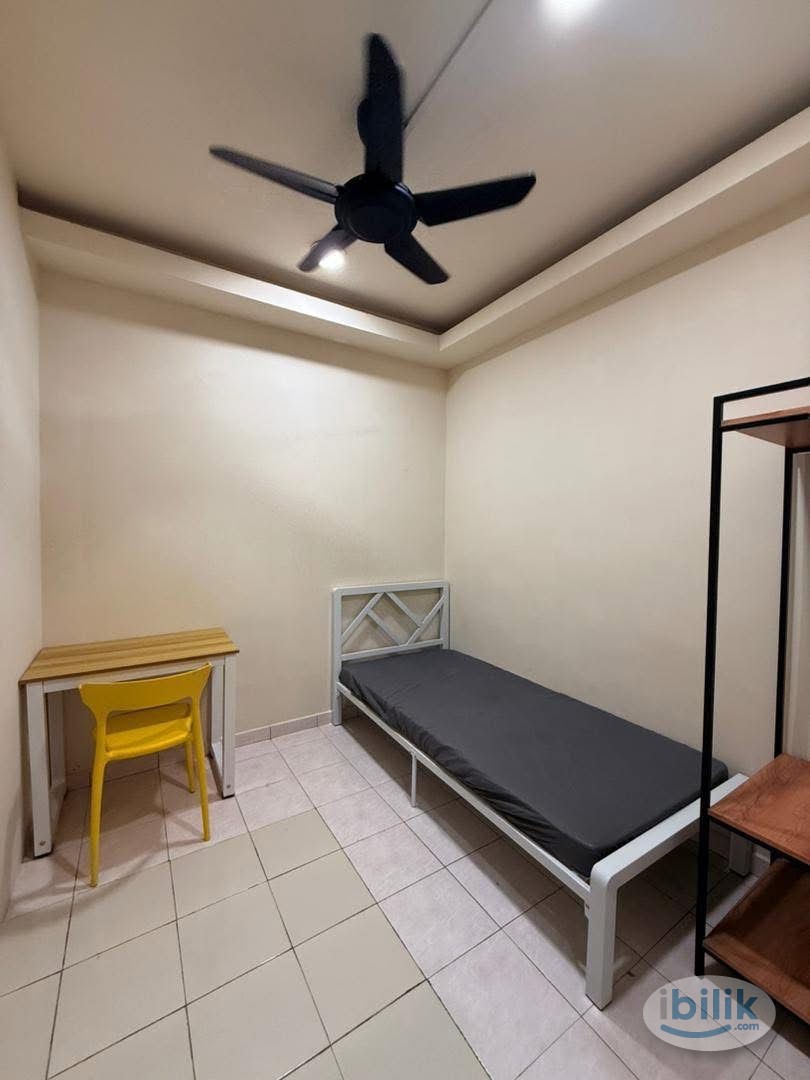 Female Unit Only🌟Free 1 Month Rental😍‼️BIG OFFER 2025 ✨ Zero Deposit Room Furnished near Kelana Jaya ⭐ - Image 1