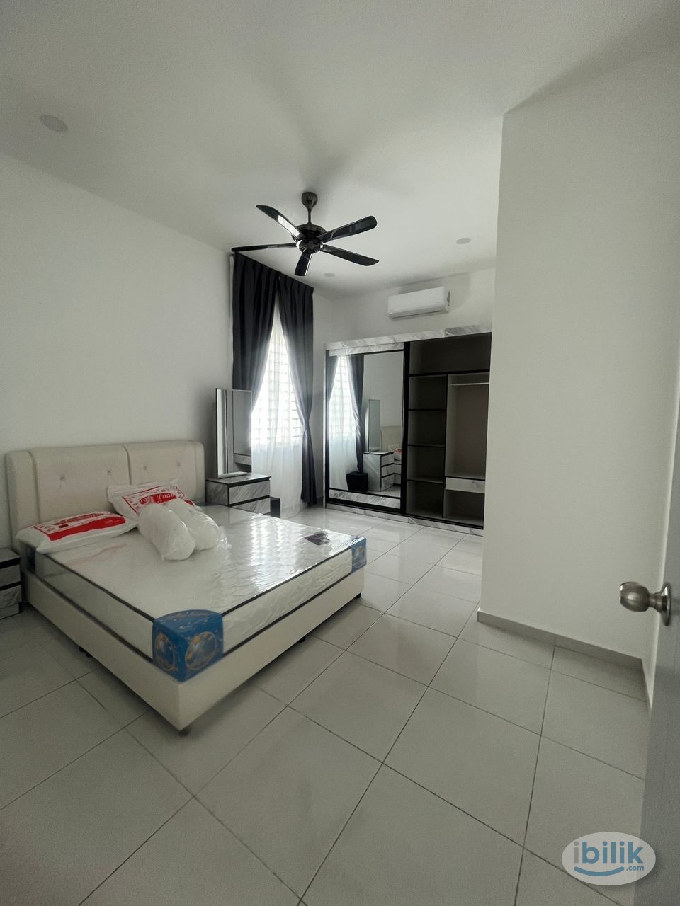 Single Room at Melaka, Malaysia - Image 3