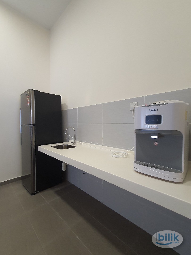 Master Room at South Homes, Sungai Ara - Image 5
