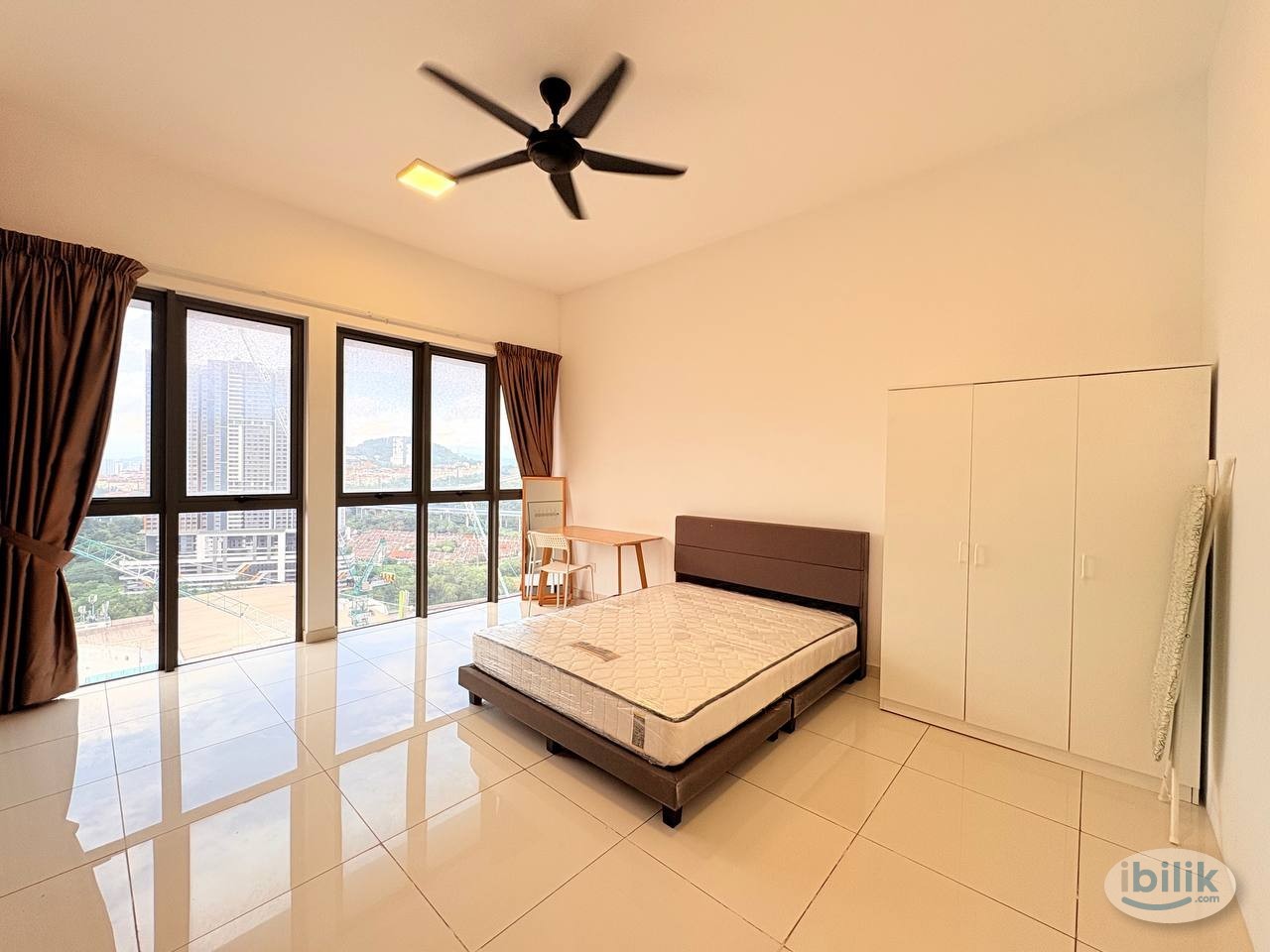 [NEAR TAMAN CONNAUGHT] Fully-Furnished Middle Room @ Annex Connaught - Image 1