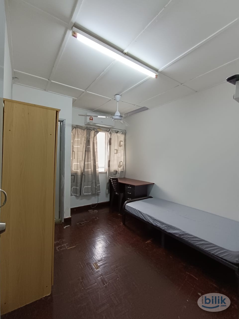 Room for rent at Subang Jaya nearby Inti University SS 15, Subang Parade - Image 3