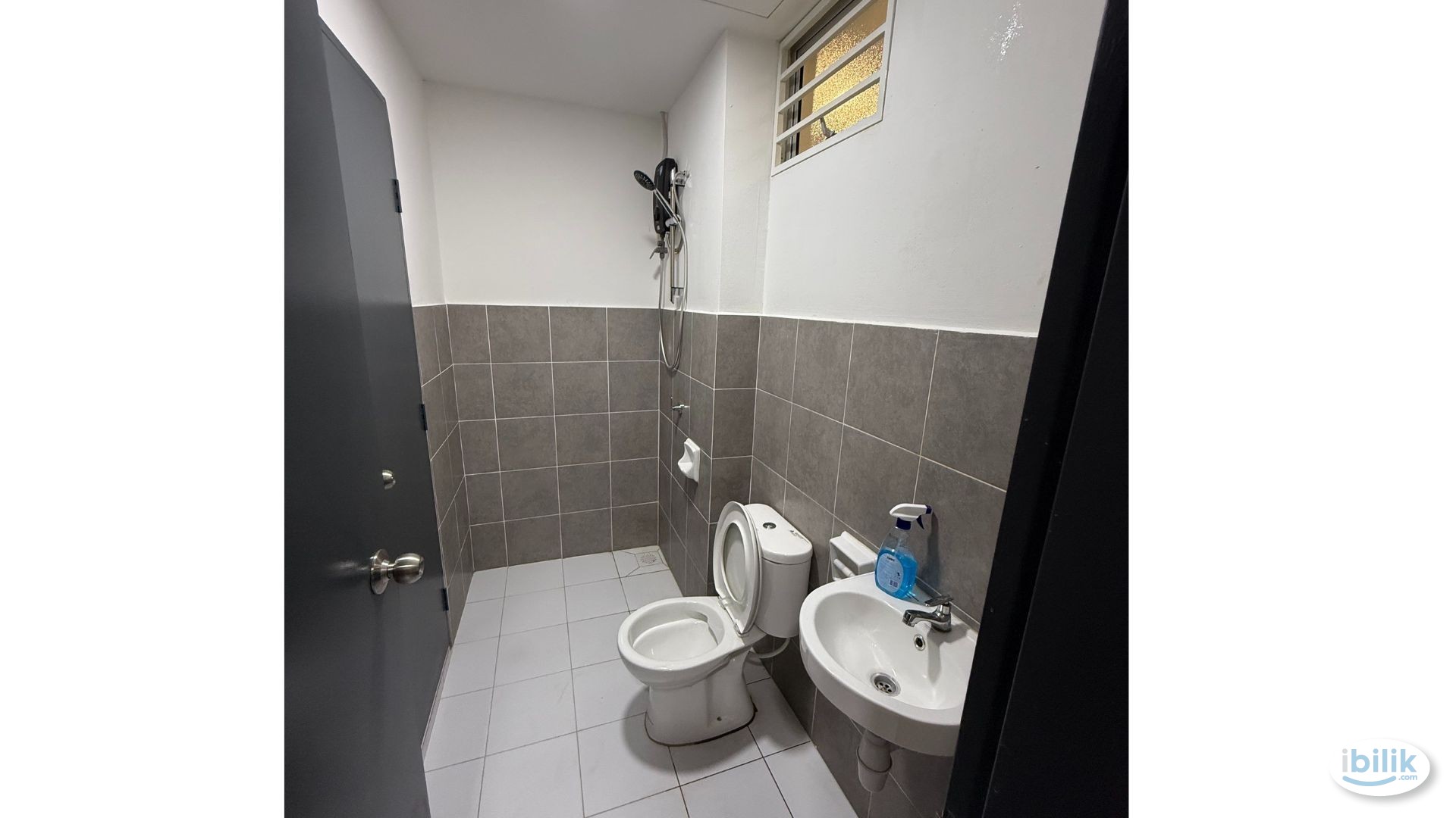 Bilik Sewa Queen Bed SarI Alamda dekat Perodua Sg Choh, Serendah Rawang - Image 4