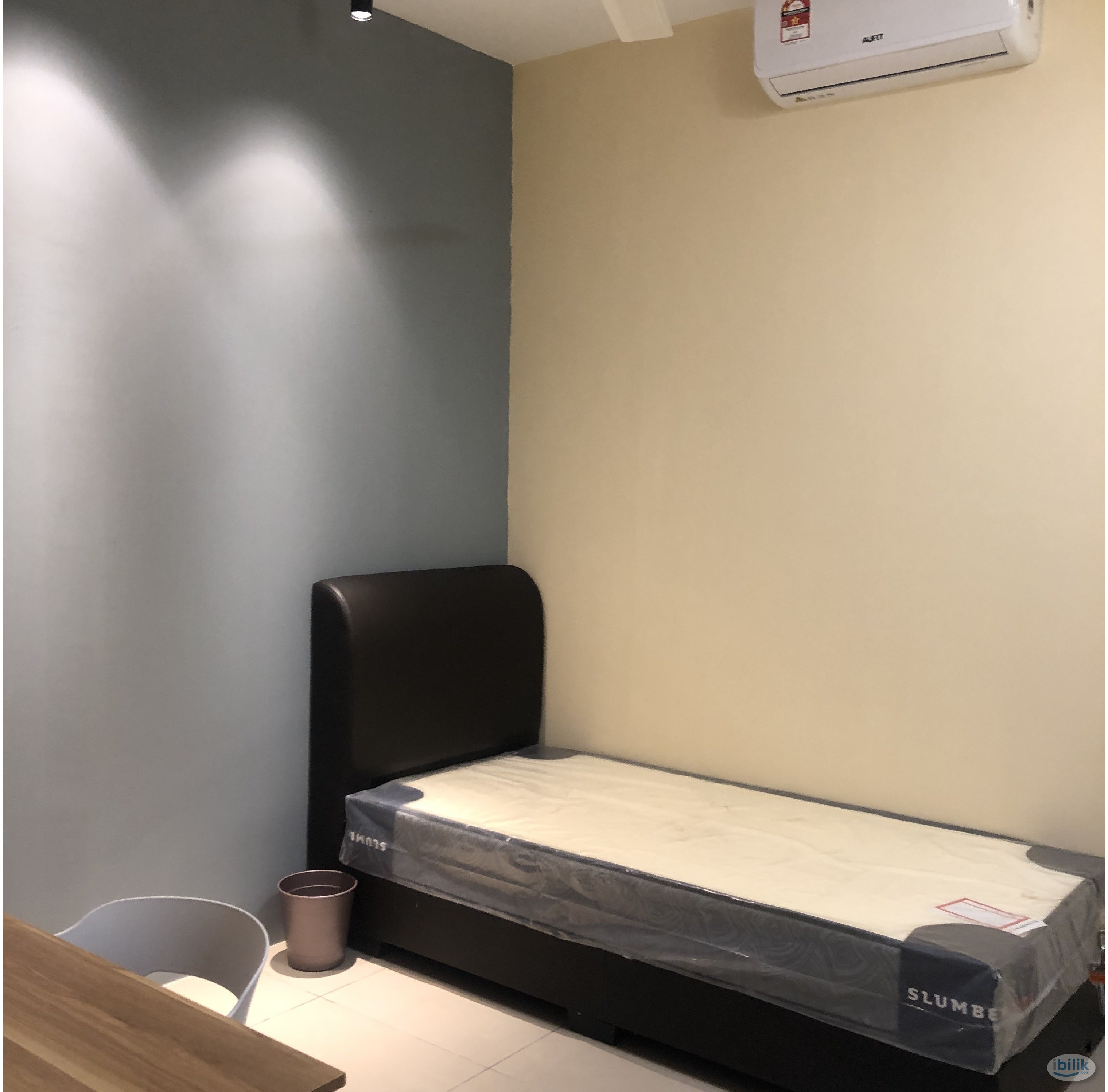 🤩PROMOTION!! 🤩 HIGH SPEED INTERNET LANDED House, Single Room NEW Aircond Wardrobe Table Chair Mattress - Image 1